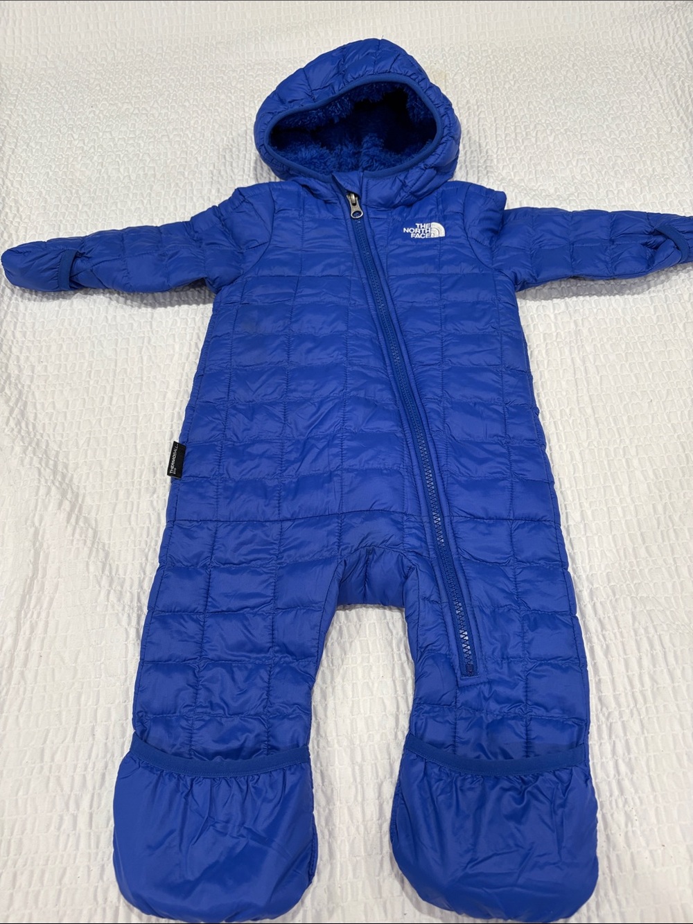 The North Face Royal Blue Insulated Kids One-Piece Footie
Size 6-12 months